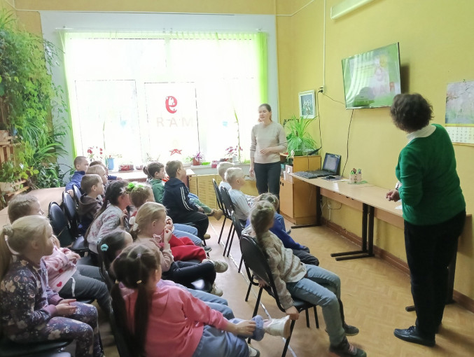 Весёлое путешествие по сказкам Весёлое путешествие по сказкам.